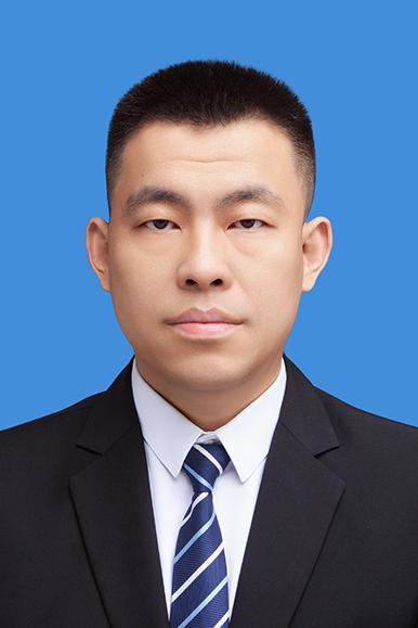 胡斌.jpg